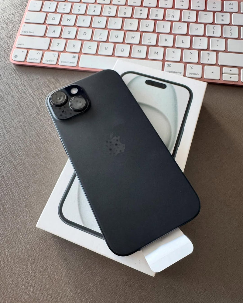 iPhone 15 128GB